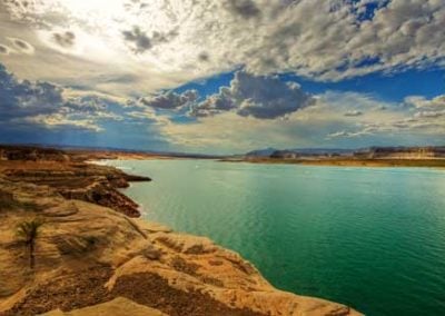 Lake Powell spectacular boating